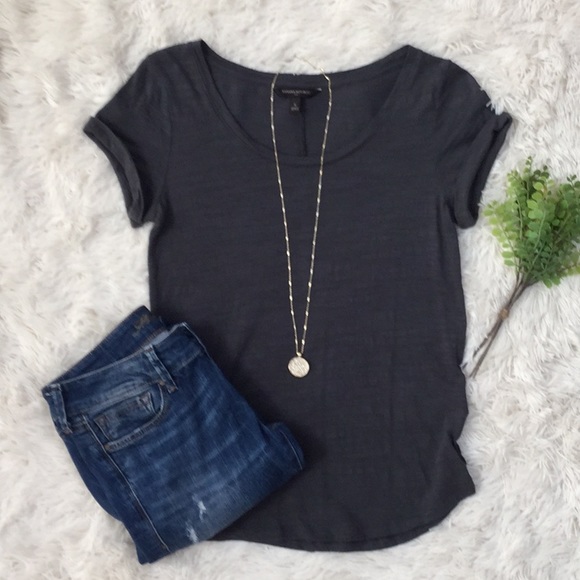 Banana Republic Tops - Banana Republic SS Tee 💗 Dark Gray